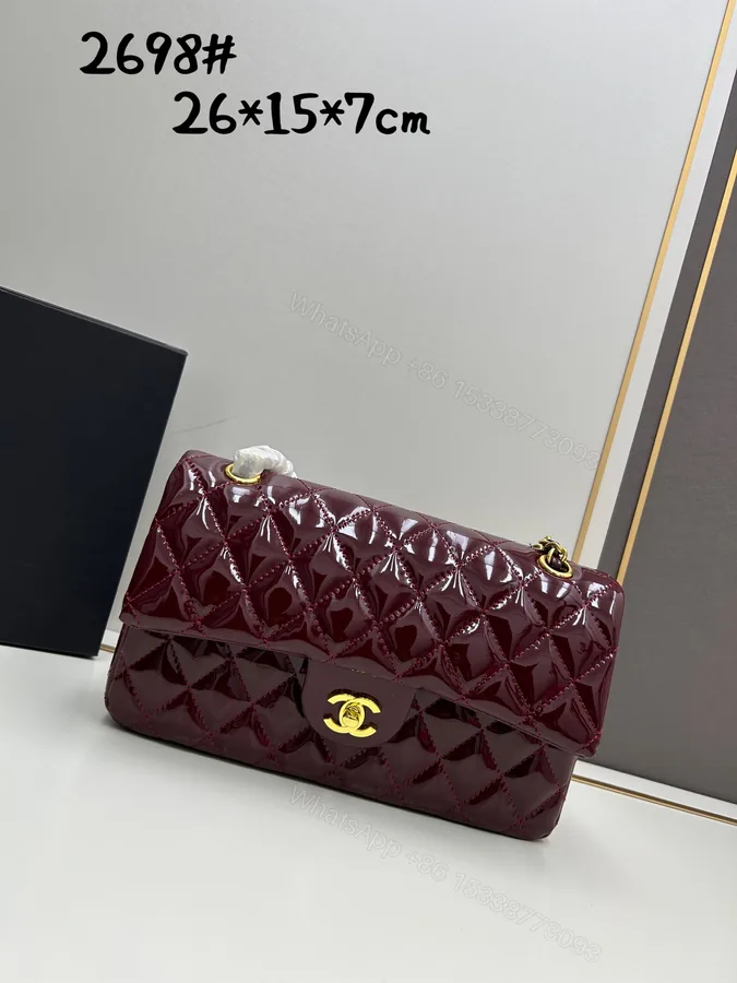 View 1 of CHANEL 一比一 漆皮菱格紋口蓋包 酒紅色金扣 優雅氣質