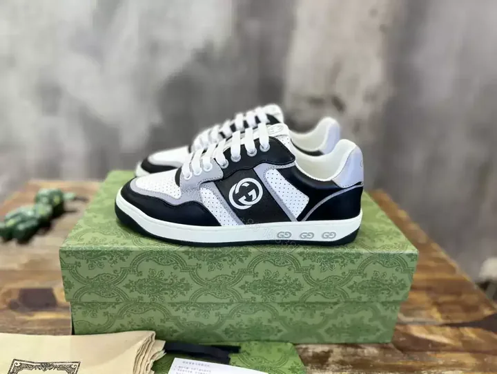 View 1 of GUCCI LOW TOP SNEAKER – GC203