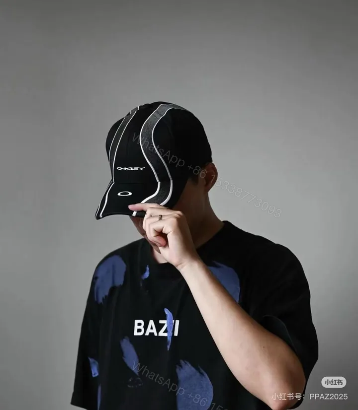 View 1 of BALENCIAGA 高仿 男款 運動拼接刺繡棒球帽 黑色潮流帽