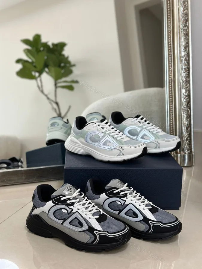 View 1 of DIOR | B30 SNEAKER With a modern and sporty look