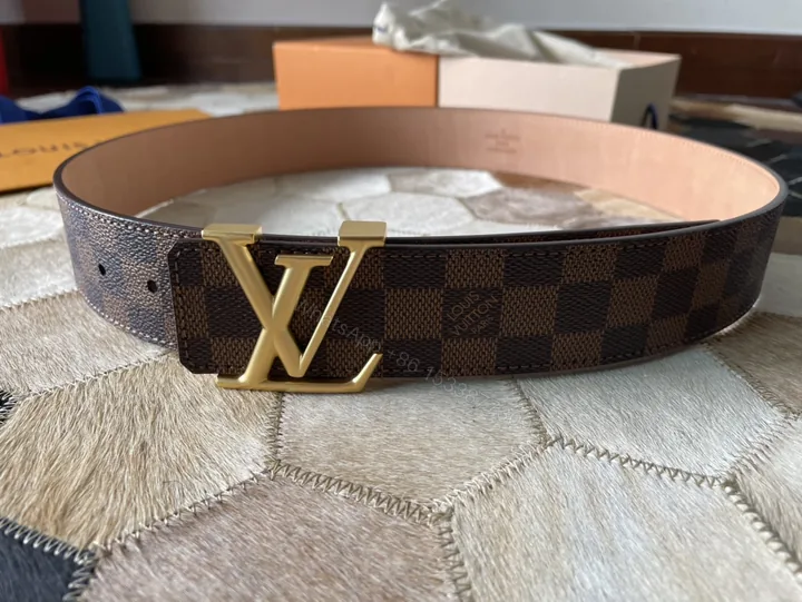 View 1 of LV A貨 男款 棋盤格皮帶 金屬扣頭時尚百搭款