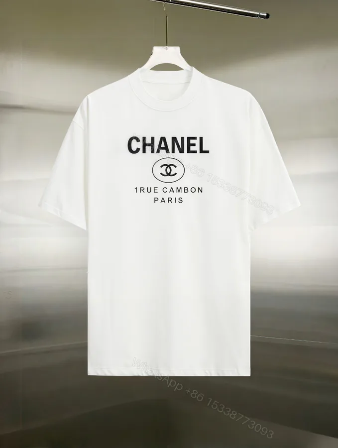 View 1 of Chanel 高仿男女款白色LOGO短袖T恤 經典字母時尚簡約風格