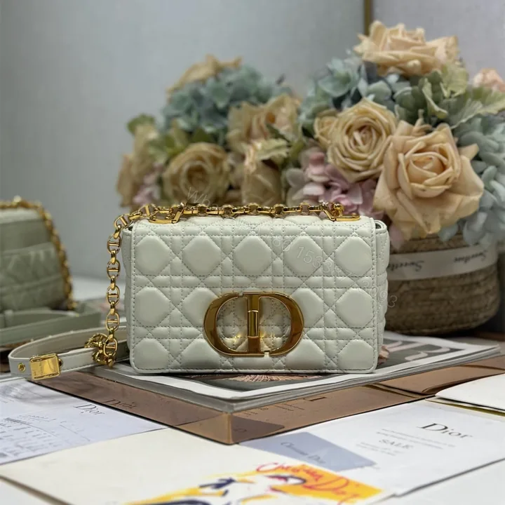 View 1 of 高仿Dior*Caro系列M9241M35U小牛皮鏈條包白色小號免檢版