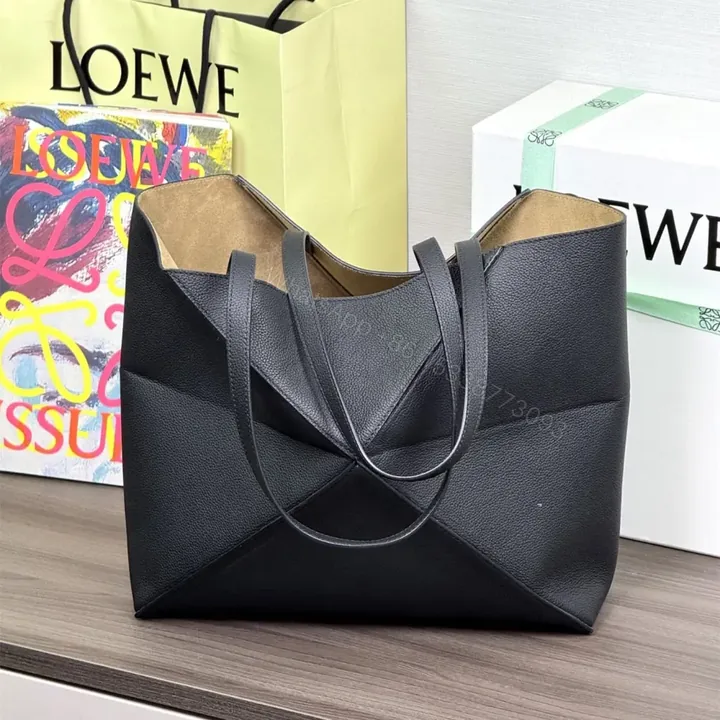 View 1 of 高仿Loewe*Fold系列1100幾何Tote包黑色中號免檢版