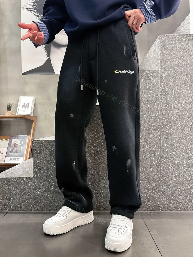 View 1 of Balenciaga 高仿男士水洗刷破運動褲 潮流寬鬆直筒設計款