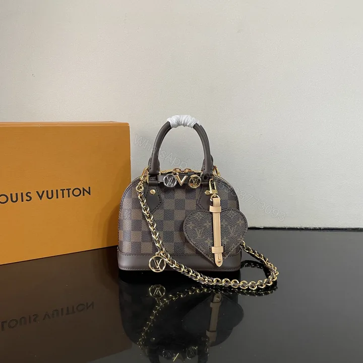 View 1 of LV 高仿 Alma BB 格紋手提包 鏈條愛心掛飾