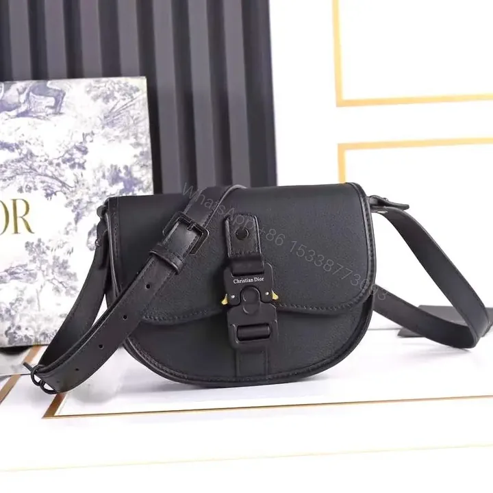 View 1 of DIOR