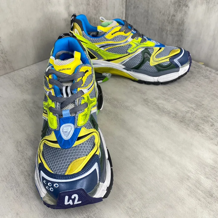 View 1 of Balenciaga 高仿跑鞋 男款灰黃撞色設計 潮流拼接強烈視覺