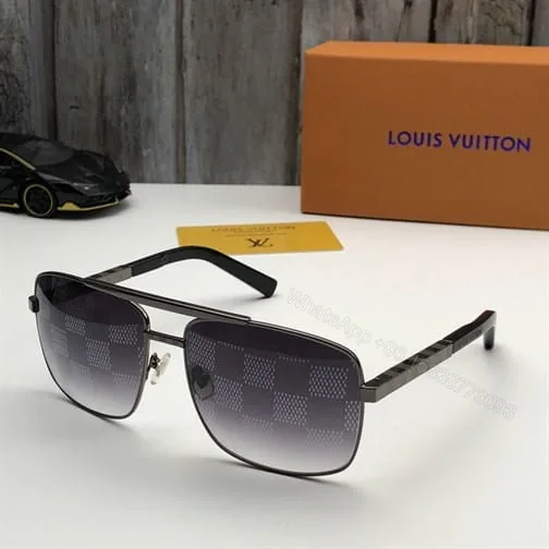 View 1 of LV SUNGLASSES – GLVT18