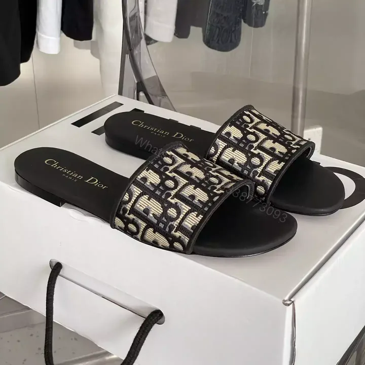 View 1 of Dior Nnew Arrival – SDD006