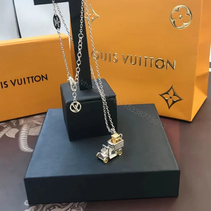 View 1 of EN – Lux LV Necklaces 091