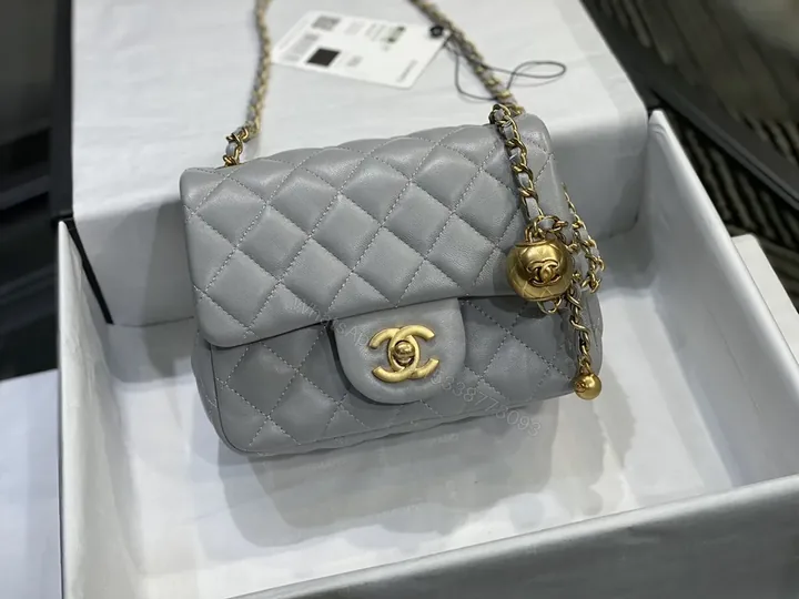 View 1 of Soft Gray Quilted Chain Bag: Luxe Everyday Accessory