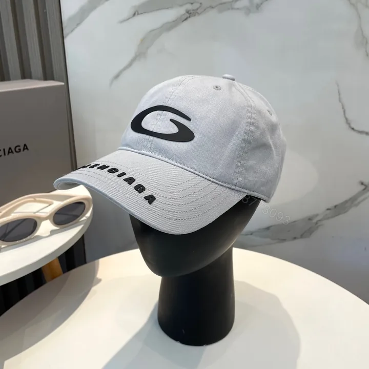 View 1 of Balenciaga高仿男女款立体G字母棒球帽浅灰色百搭休闲潮帽