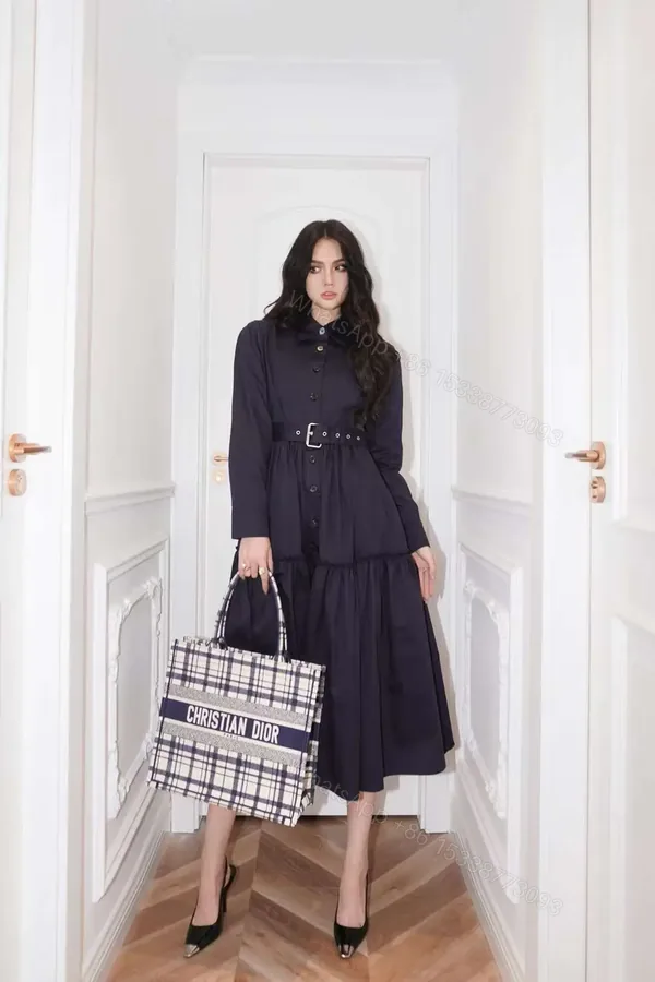 View 1 of DIOR