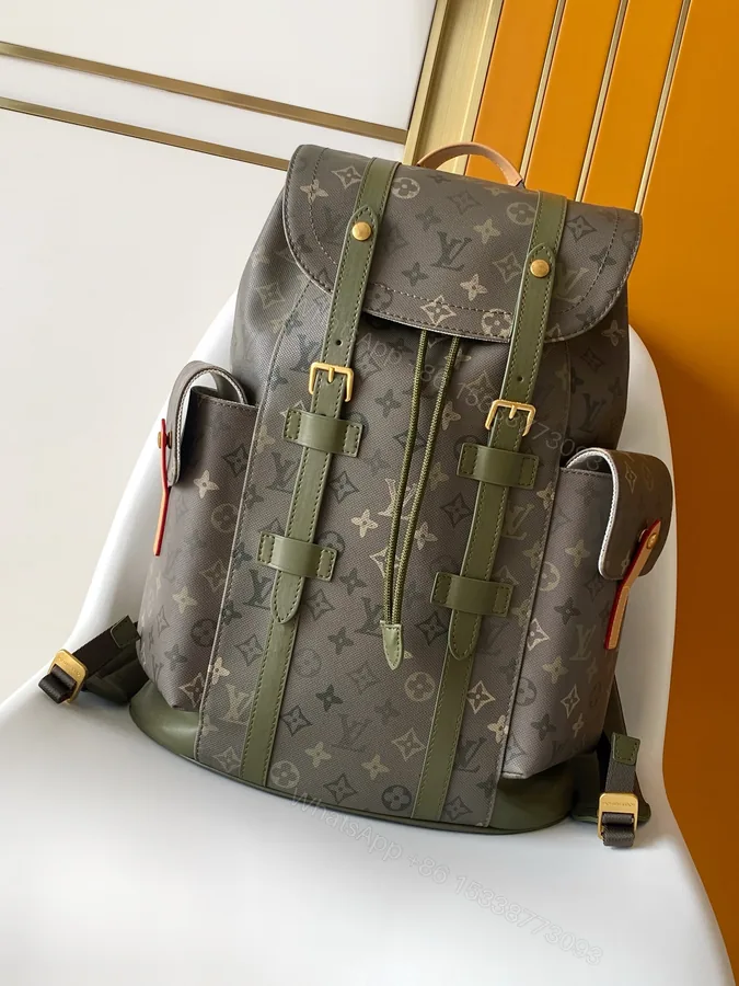 View 1 of LV 高仿 Monogram Eclipse 綠色飾邊 登山風雙肩後背包