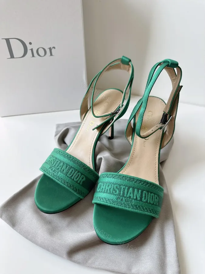 View 1 of DIOR