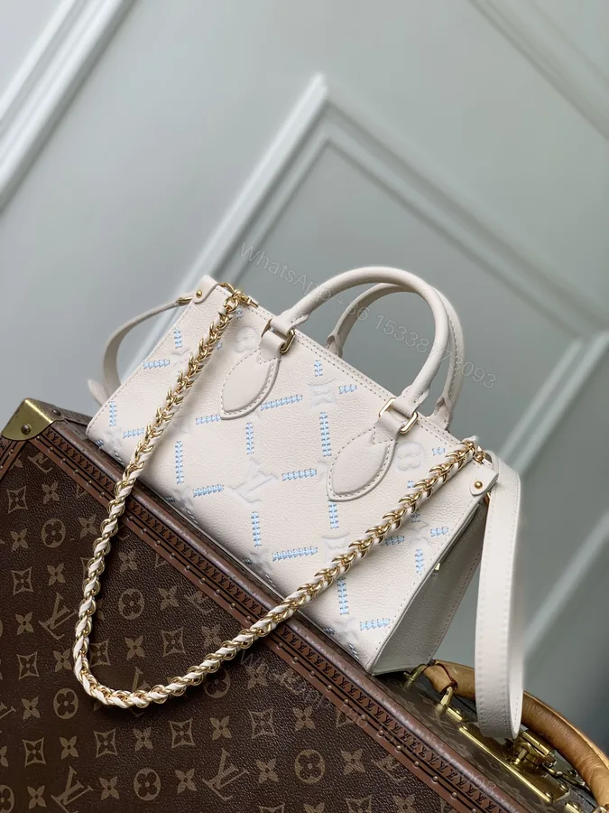 View 1 of LV 原單刺繡手提包 白色小號鏈條包 斜背兩用精緻款