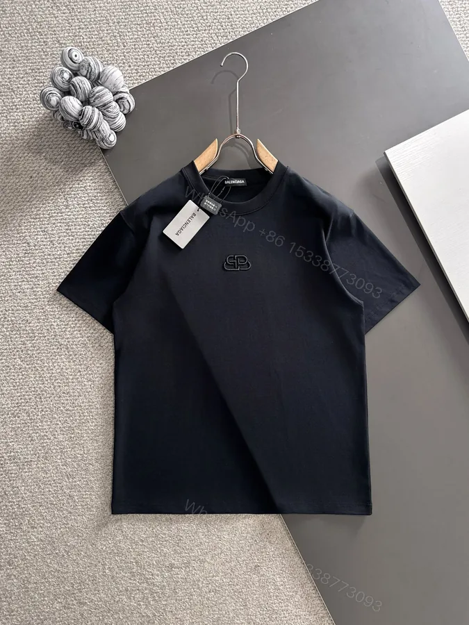 View 1 of Balenciaga 高仿 男款BB立體Logo短袖T恤 極簡百搭潮流款