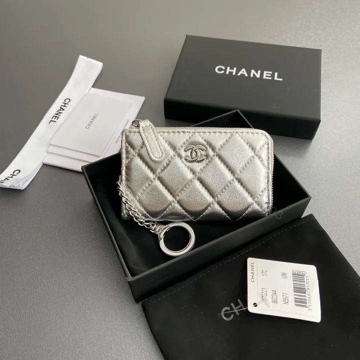 View 1 of 高仿Chanel*AP0224零錢包銀色小羊皮銀扣免檢版