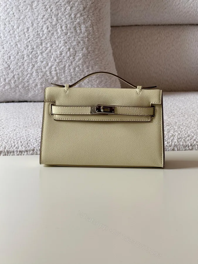 View 1 of Hermès Kelly Bag in Craie Epsom leather with Gold Hardware