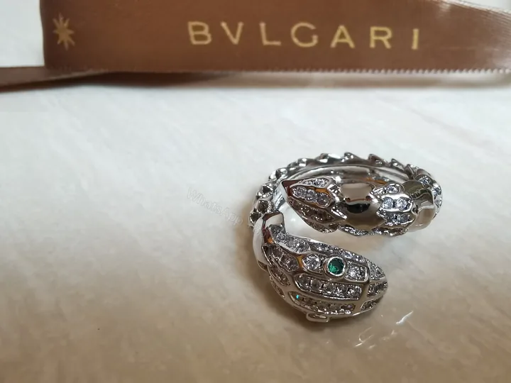 View 1 of BVLGARI高仿蛇形戒指女士綠寶石點綴鑲鑽設計時尚百搭款