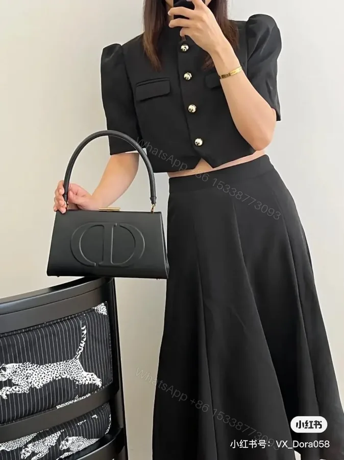 View 1 of DIOR