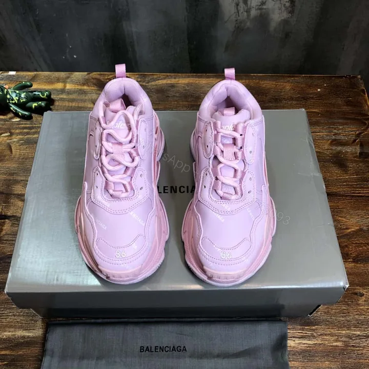 View 1 of BALENCIAGA TRIPLE S SNEAKER – BB203