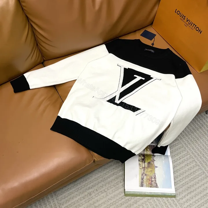 View 1 of LV 原單撞色大Logo針織毛衣 黑白拼接潮流設計款