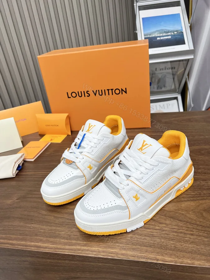 View 1 of LV 高仿白黃運動鞋 簽名細節拼色款 活力亮眼配色