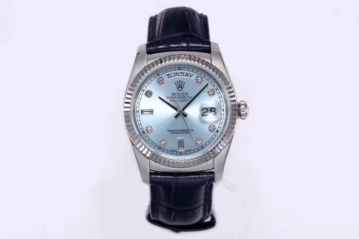 View 1 of 高仿 Rolex 總統表淺藍盤鋼殼皮帶星期日历高仿男士腕錶