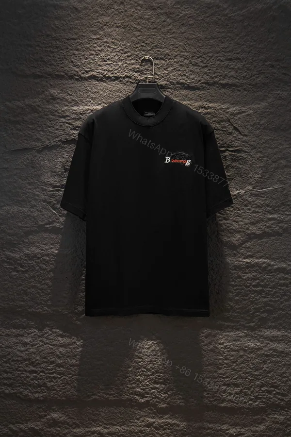 View 1 of Balenciaga 原單 男款 刺繡Logo短袖T恤 黑色極簡街頭潮流款