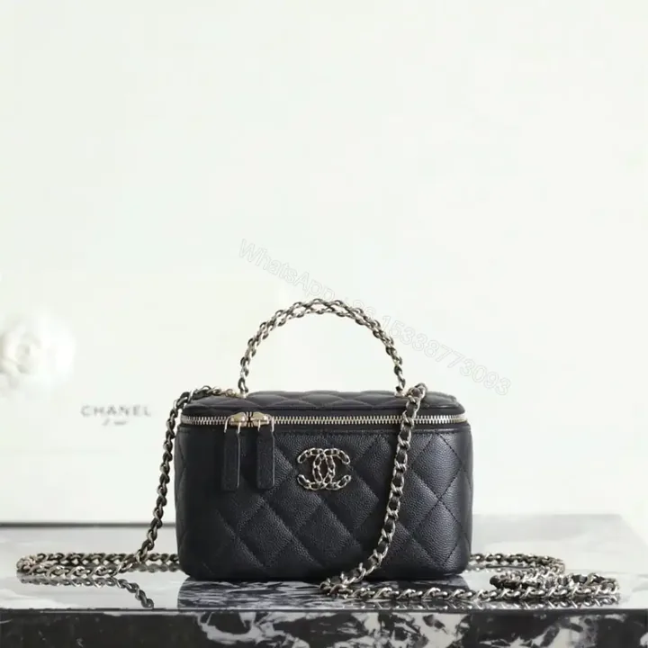 View 1 of 高仿Chanel*26S系列AP5182小球紋牛皮盒子包黑色免檢版