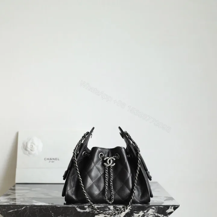 View 1 of 高仿Chanel*26C/25Bag系列AS5631小牛皮單肩包黑色銀扣Mini免檢版