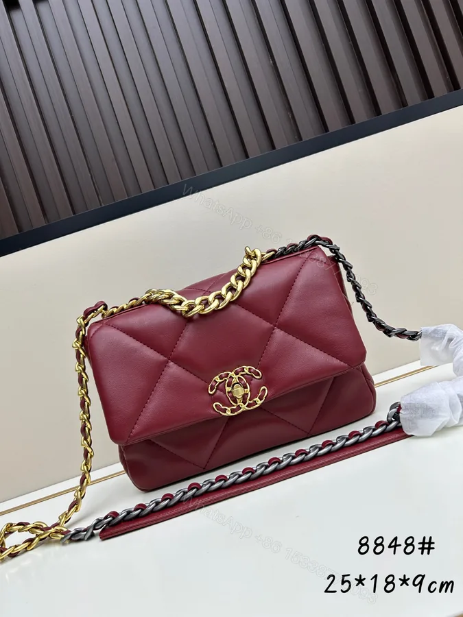View 1 of CHANEL高仿酒紅絎縫鏈條包時尚大鏈條設計25cm復古氣質肩背包