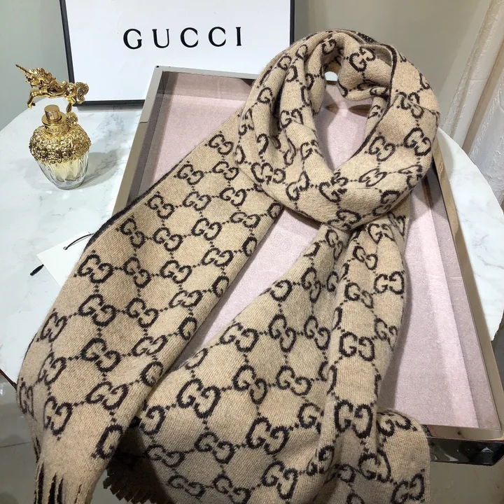 View 1 of EN – Luxury GCI Scarf 009