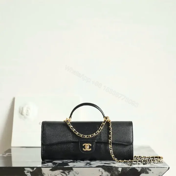 View 1 of 高仿Chanel*26A系列AP5280高級手工坊手拿包蜥蜴紋黑色免檢版