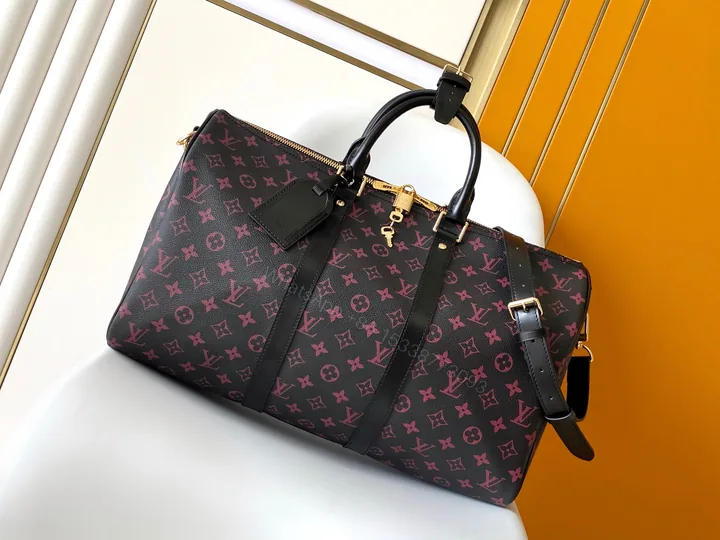 View 1 of LV 高仿 Keepall 黑紅 Monogram 旅行袋 時尚大容量款