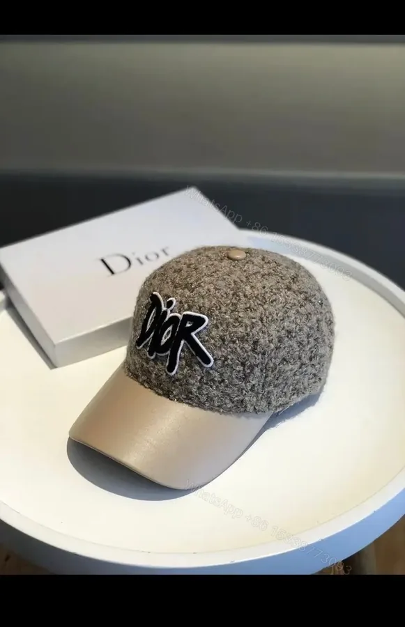 View 1 of DIOR