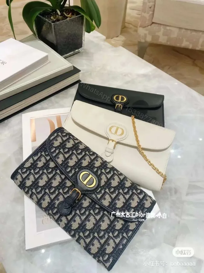 View 1 of DIOR