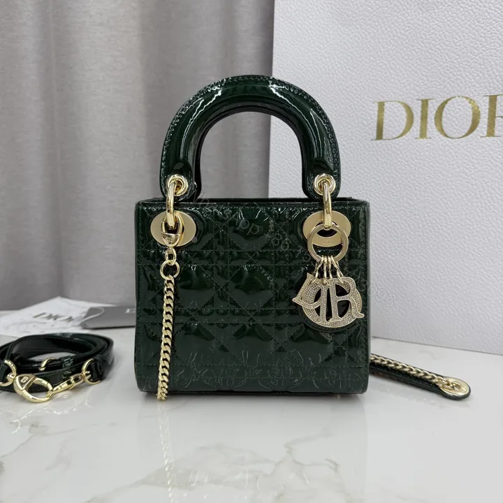 View 1 of Dior A貨墨綠漆皮Lady Dior小包女用經典風格人氣款