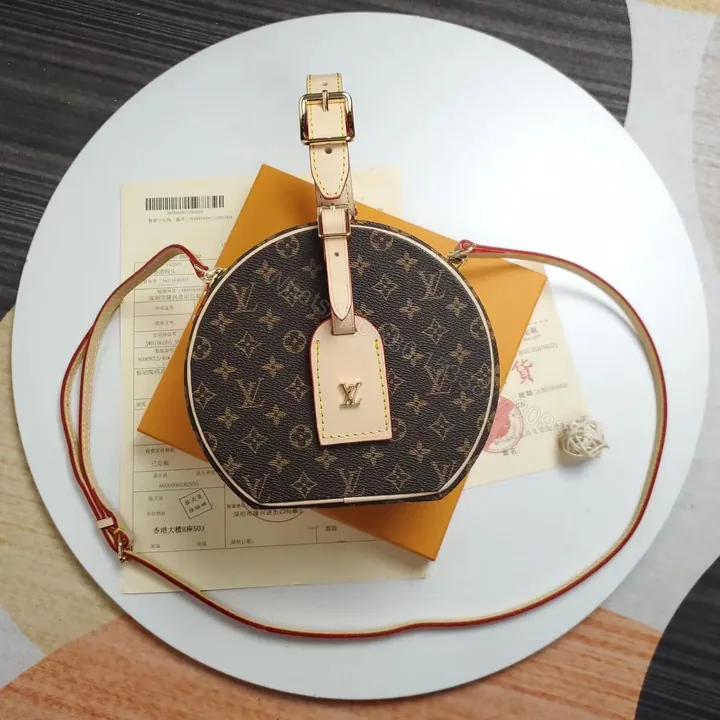 View 1 of LOUIS VUITTON