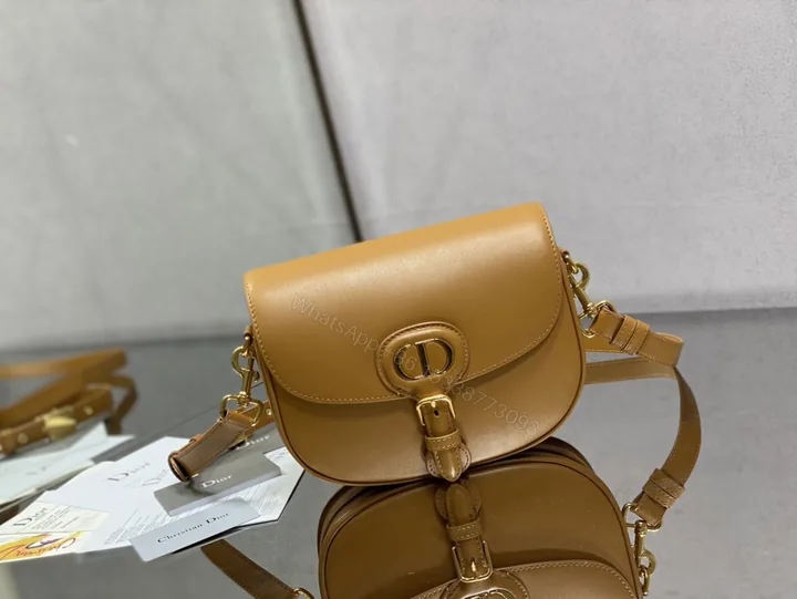 View 1 of Dior一比一女款光澤皮半月包焦糖色系通勤輕奢款
