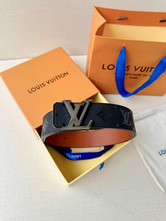 View 1 of LV A貨 男款 黑色亮面皮帶 LV扣頭潮流款