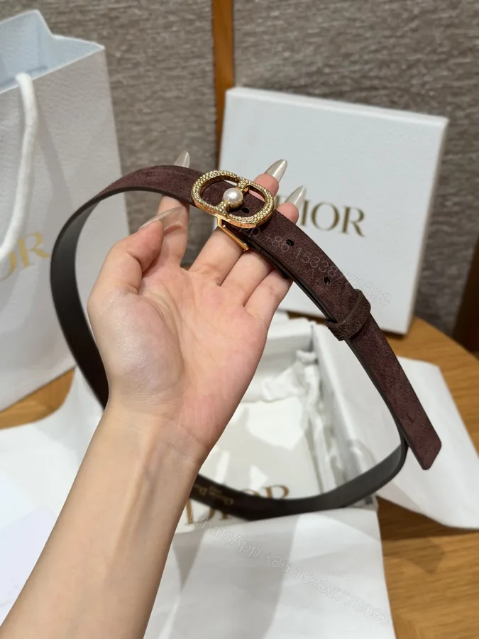 View 1 of Dior一比一女士CD珍珠細腰帶咖啡色復古質感優雅百搭設計款