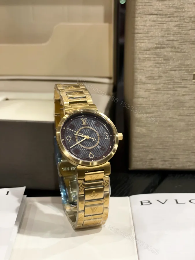 View 1 of LV 一比一 女款 金屬鏈帶復古手錶 高級感通勤款