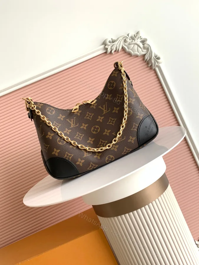 View 1 of LV 高仿 Monogram 鏈條肩背包 黑色拼皮款