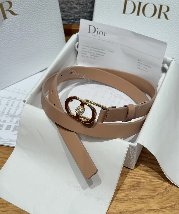 View 1 of Dior 高仿女士皮帶 奶茶色皮革 金釦CD鑽設計 知性優雅