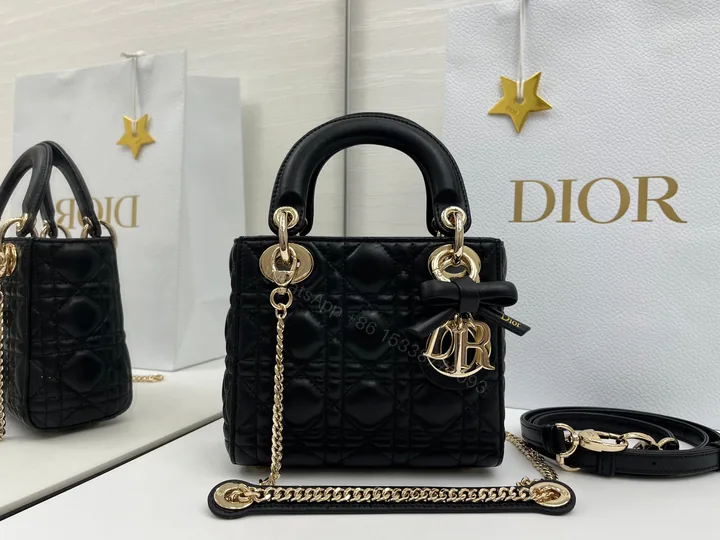 View 1 of 高仿Dior Lady D-Joy黑色迷你包 金屬鏈條蝴蝶結設計
