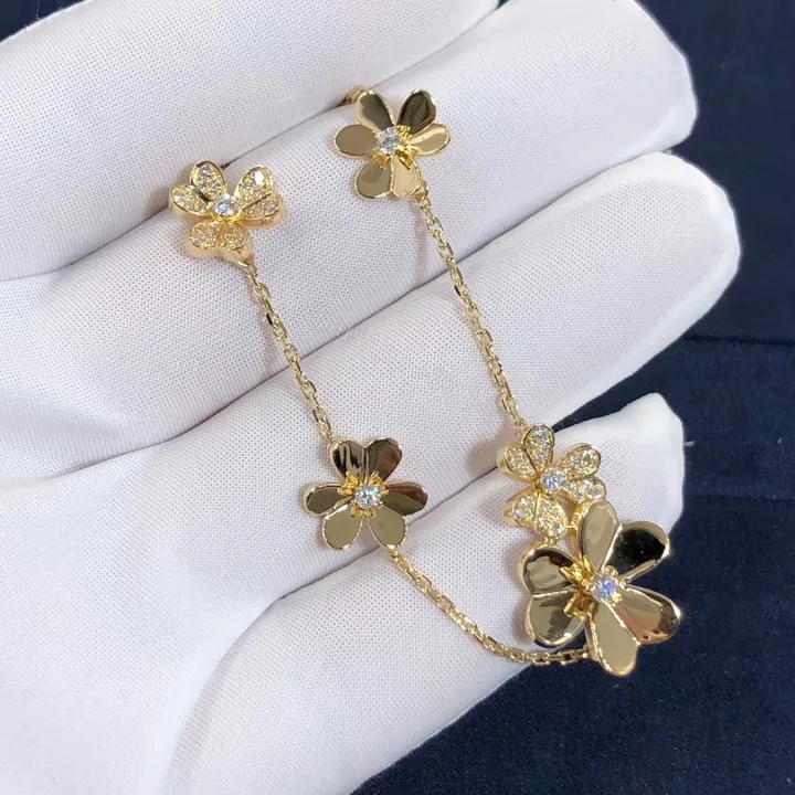 View 1 of Van Cleef & Arpels Frivole bracelet