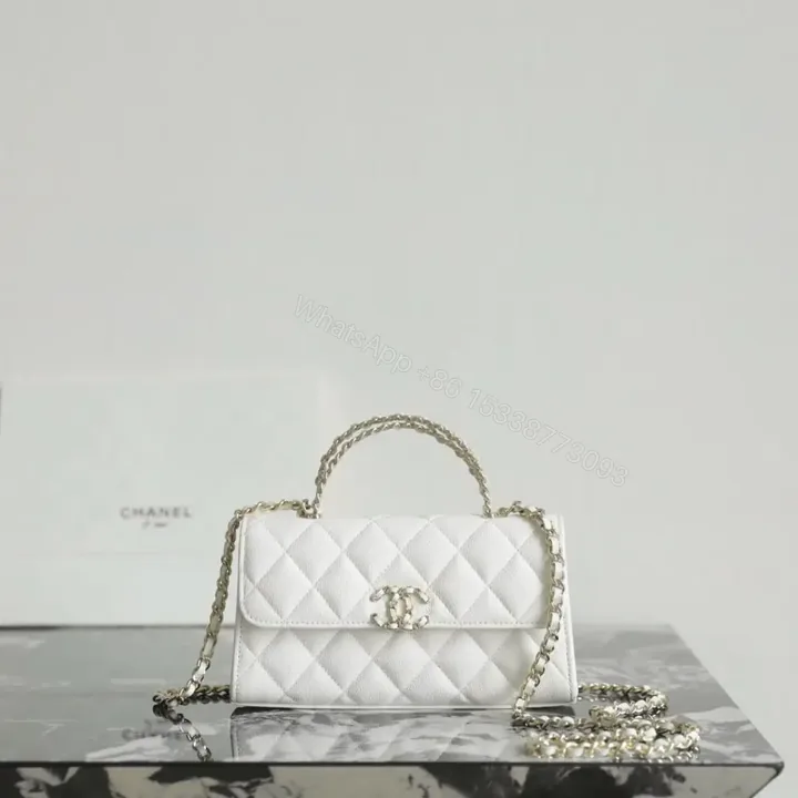 View 1 of 高仿Chanel*25S系列AP3238亮面小牛皮單肩包白色免檢版